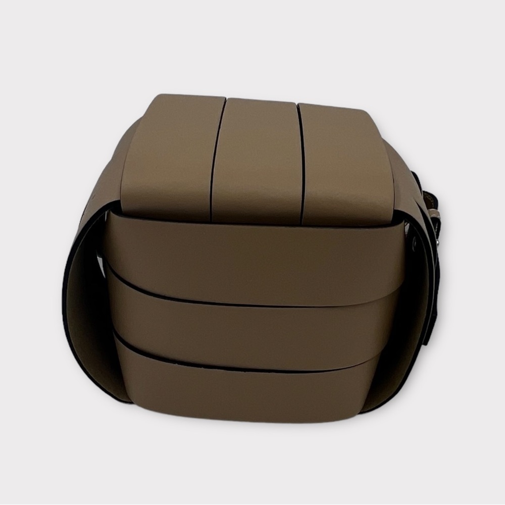 JW Anderson Beige Knot Bag NEW - Picture 4 of 12